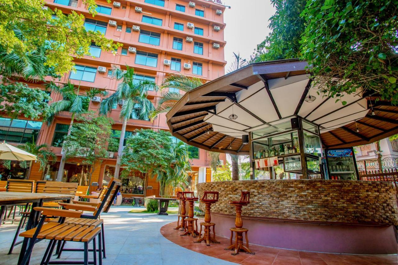 E-Outfitting Golden Country Hotel Mandalay Ngoại thất bức ảnh